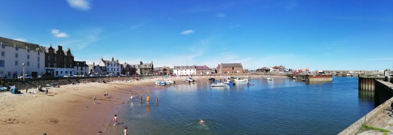 The Snug @ The Mill Inn, Stonehaven Bagian luar foto