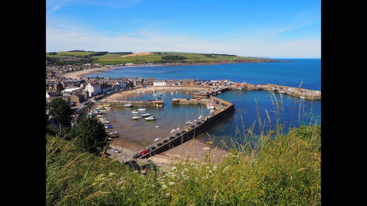 The Snug @ The Mill Inn, Stonehaven Bagian luar foto